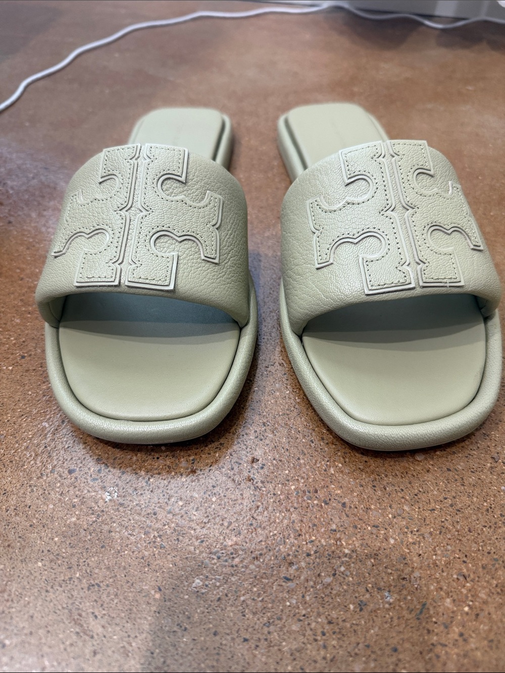Tory is Burch Double T Sport Slide in Olive Sprig Size 10.5 - Picture 3 of 7